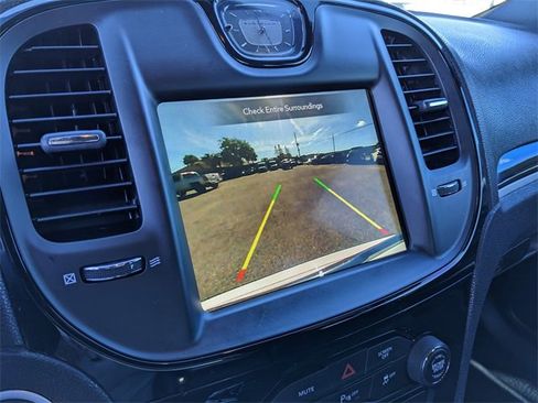 Used 2020 Chrysler 300 S w/ 300S Premium Group image 28