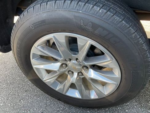 Used 2021 Chevrolet Silverado 1500 LTZ w/ Z71 Off-Road Package image 12