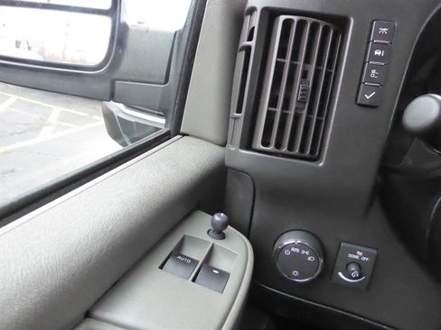 Used 2017 Chevrolet Express 2500 LT w/ LT Preferred Equipment Group image 13