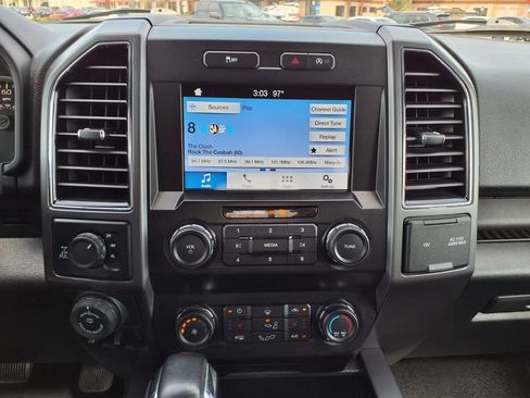 Used 2019 Ford F150 XLT w/ Equipment Group 302A Luxury image 30