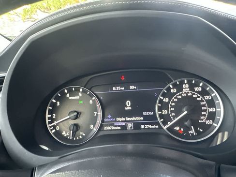 Used 2023 INFINITI QX50 Luxe FWD image 16