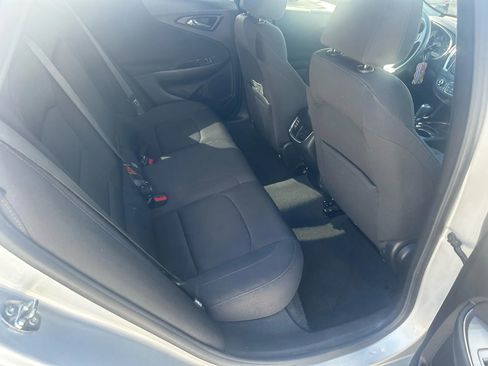 Used 2020 Chevrolet Malibu LT image 14