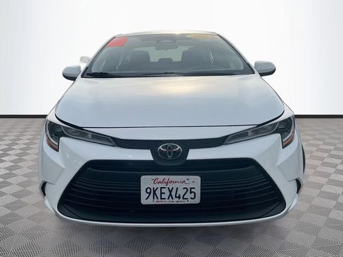 Used 2024 Toyota Corolla LE image 2