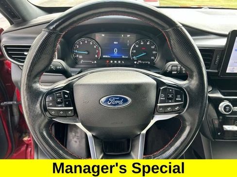 Used 2022 Ford Explorer ST-Line w/ Class IV Trailer Tow Package AWD/4WD image 17
