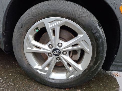 Used 2023 Hyundai Kona SEL image 3