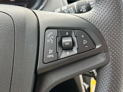 Certified 2022 Chevrolet Trax LS w/ Tint and Cruise Package image 23