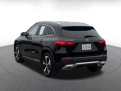Used 2025 Mercedes-Benz GLA 250 4MATIC image 10