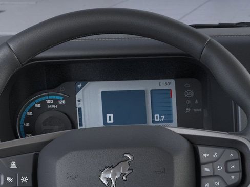New 2025 Ford Bronco Badlands image 14