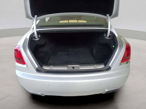 Used 2014 Rolls-Royce Wraith image 13