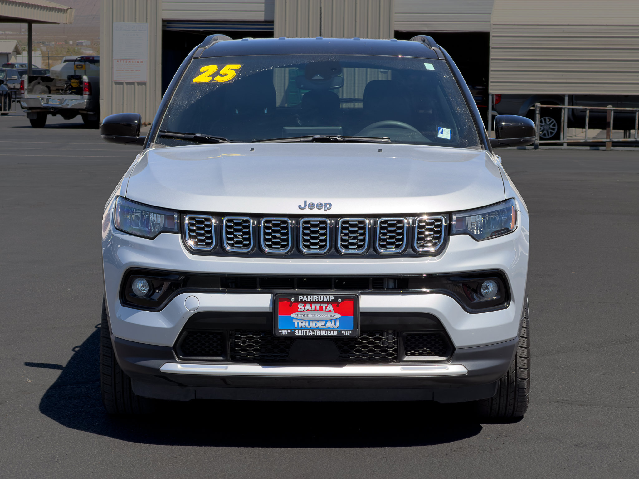 Used 2025 Jeep Compass Limited AWD/4WD image 8