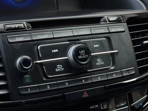 Used 2016 Honda Accord Sport image 33