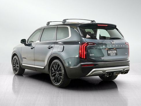 Used 2020 Kia Telluride SX w/ SX Prestige Package AWD/4WD image 3