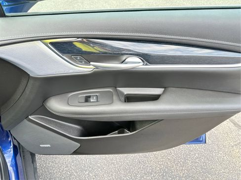 Certified 2024 Cadillac XT5 Premium Luxury image 22