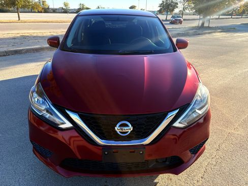 Used 2018 Nissan Sentra SV image 3