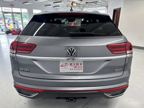 Used 2020 Volkswagen Atlas Cross Sport SE AWD/4WD image 10