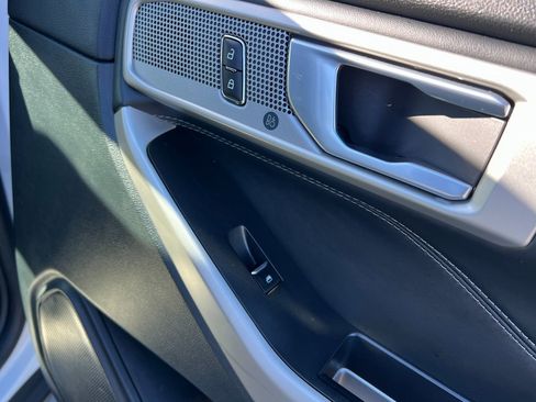 Used 2023 Ford Explorer Limited w/ Equipment Group 301A image 15