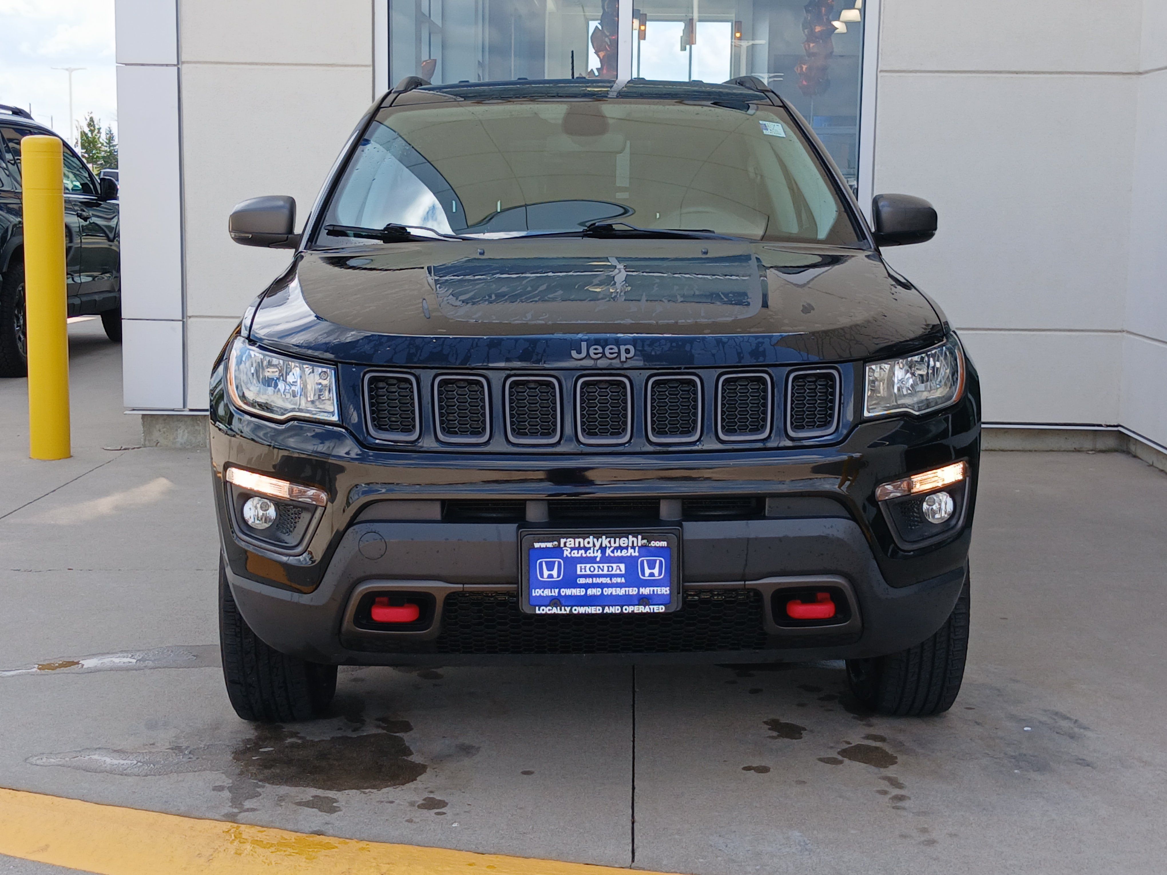 Used 2019 Jeep Compass Trailhawk AWD/4WD image 4
