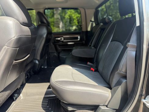 Used 2018 RAM 2500 Laramie AWD/4WD image 10