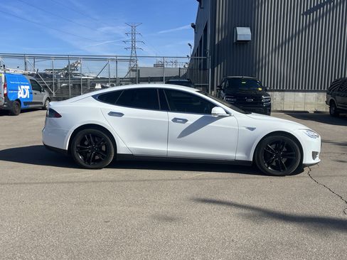 Used 2014 Tesla Model S 60 image 8