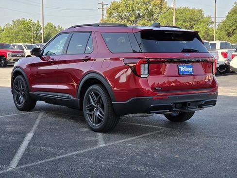 New 2026 Ford Explorer ST-Line w/ ST-Line Street Pack RWD image 4