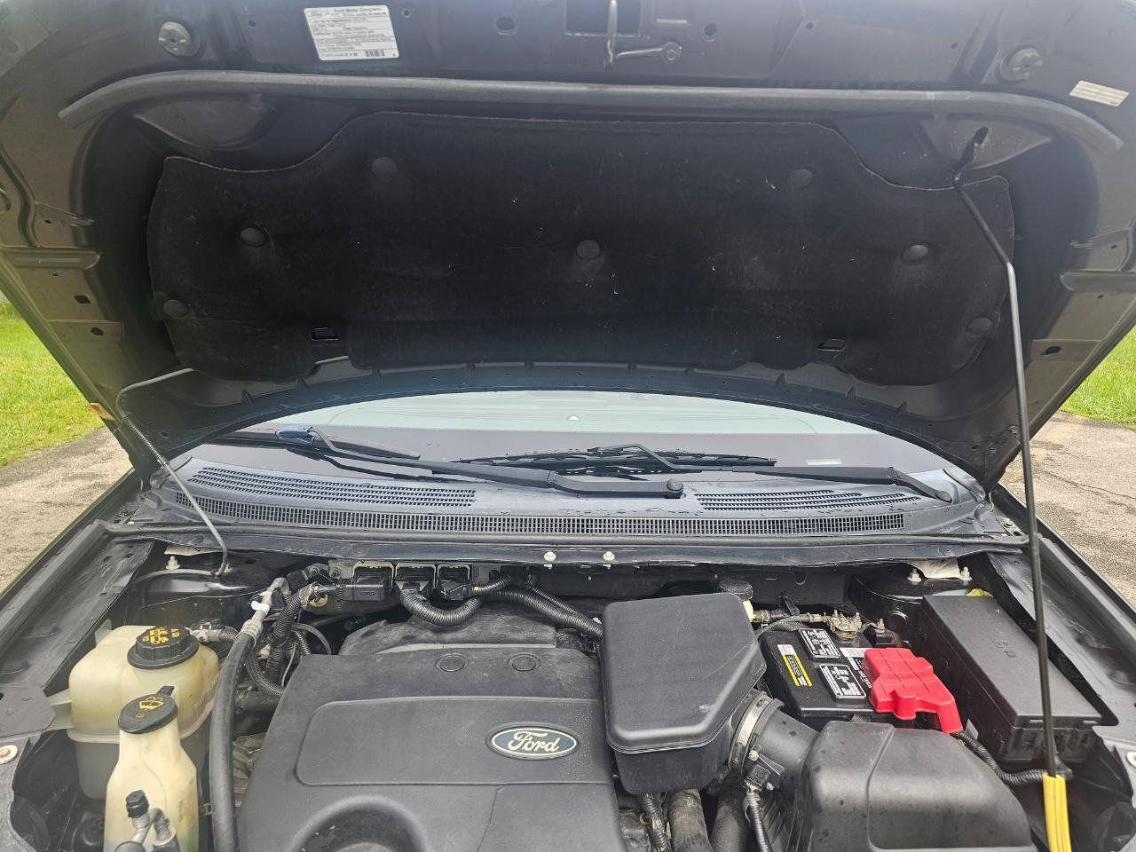 Used 2013 Ford Edge SE FWD image 26
