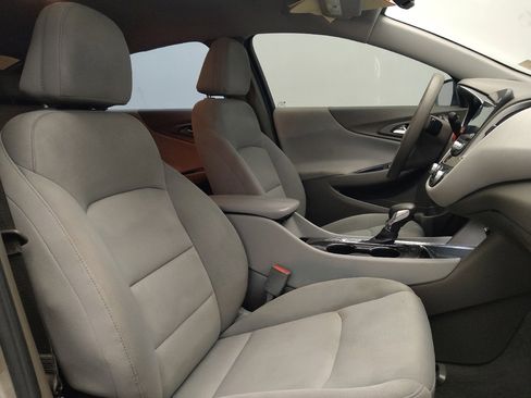 Used 2022 Chevrolet Malibu LT image 21