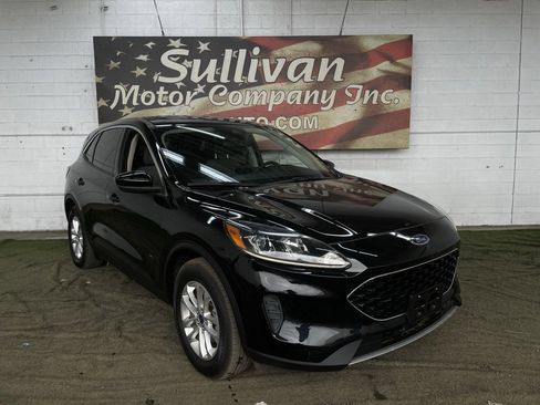 Used 2020 Ford Escape SE image 7
