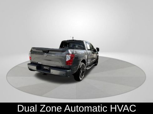 Used 2023 Nissan Titan SV w/ SV Convenience Package image 7