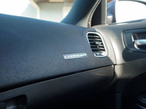 Used 2022 Dodge Charger SXT image 29
