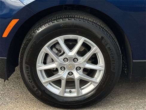 Used 2023 Chevrolet Equinox LT image 21