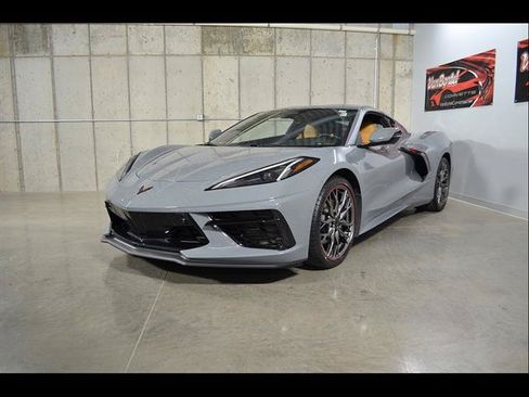 Used 2024 Chevrolet Corvette Stingray Premium Cpe w/ 3LT RWD image 4