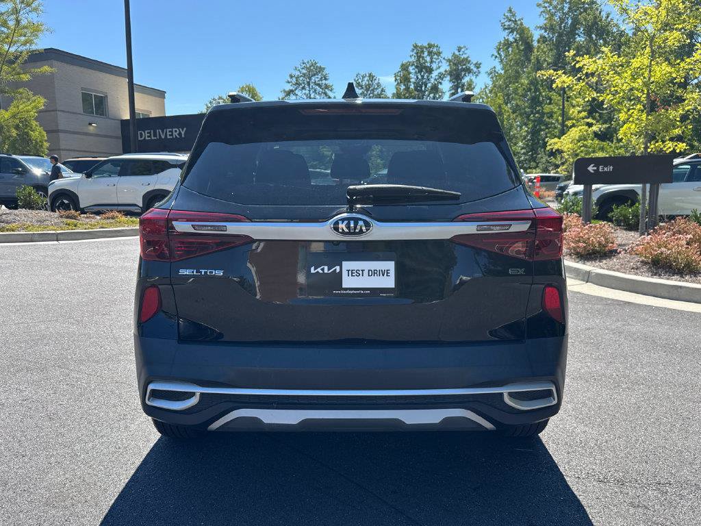 Used 2021 Kia Seltos EX AWD/4WD image 6