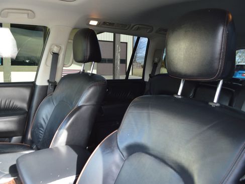 Used 2018 Nissan Armada SL w/ Premium Package image 13