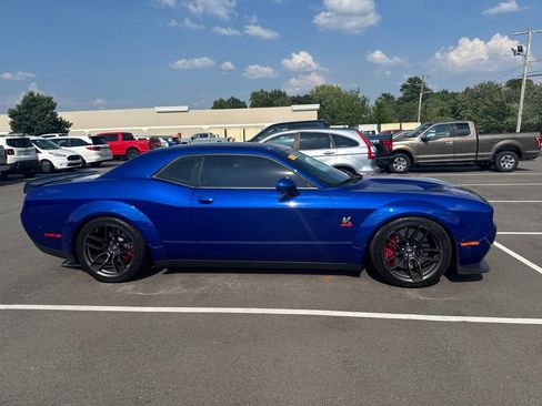 Used 2021 Dodge Challenger R/T Scat Pack RWD image 6