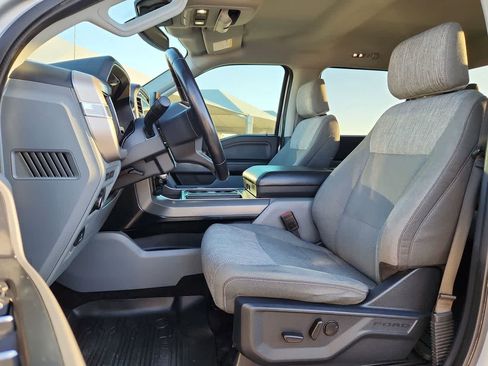 Used 2022 Ford F150 XLT w/ Equipment Group 302A High image 15