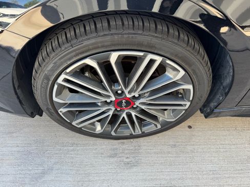 Certified 2023 Kia Forte GT FWD image 8