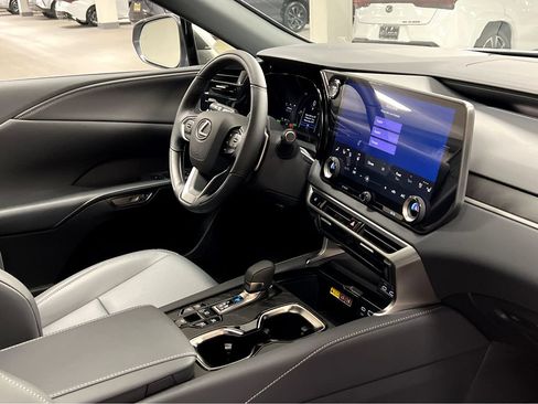 New 2026 Lexus RX 450h AWD image 33