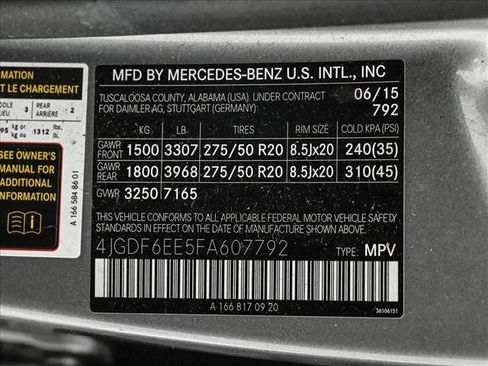Used 2015 Mercedes-Benz GL 450 4MATIC image 28