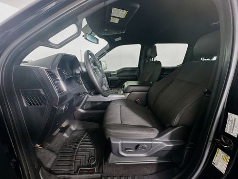 Used 2016 Ford F150 XLT w/ Equipment Group 302A Luxury AWD/4WD image 13