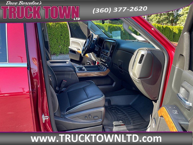 Used 2018 Chevrolet Silverado 2500 High Country w/ Duramax Plus Package AWD/4WD image 13