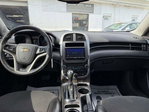 Used 2015 Chevrolet Malibu LT FWD image 23