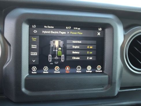 Used 2023 Jeep Wrangler Unlimited image 25