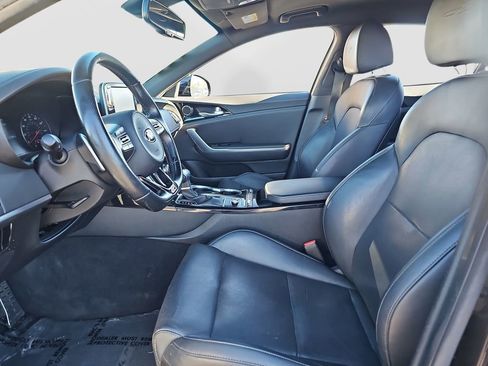 Used 2020 Kia Stinger GT-Line image 16