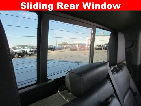 Used 2022 GMC Sierra 1500 SLT w/ SLT Premium Plus Package image 23