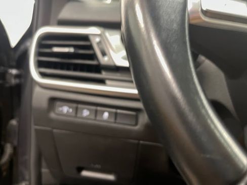 Certified 2023 Kia Telluride S w/ S Sunroof Package image 22