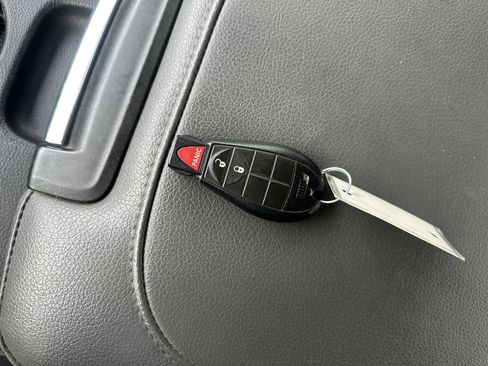 Used 2018 RAM 2500 Tradesman w/ Chrome Appearance Group image 27