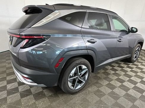 Used 2025 Hyundai Tucson SEL AWD/4WD image 3