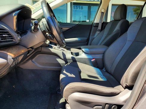Used 2021 Subaru Outback Premium AWD/4WD image 13