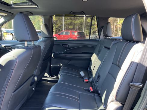 Certified 2023 Honda Passport TrailSport image 34