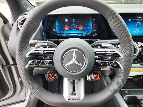New 2026 Mercedes-Benz GLA 35 AMG 4MATIC image 23